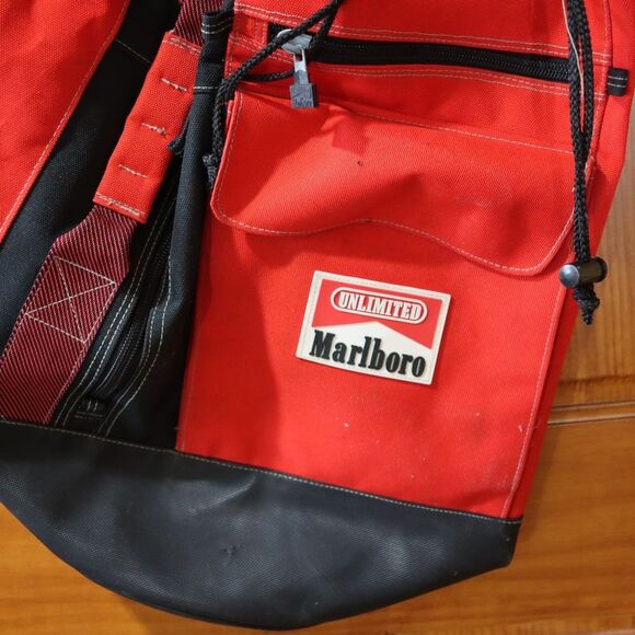 Marlboro Vintage Red Black Large Duffel Bag Drawstring Shoulder Strap Pocket - Picture 9 of 16